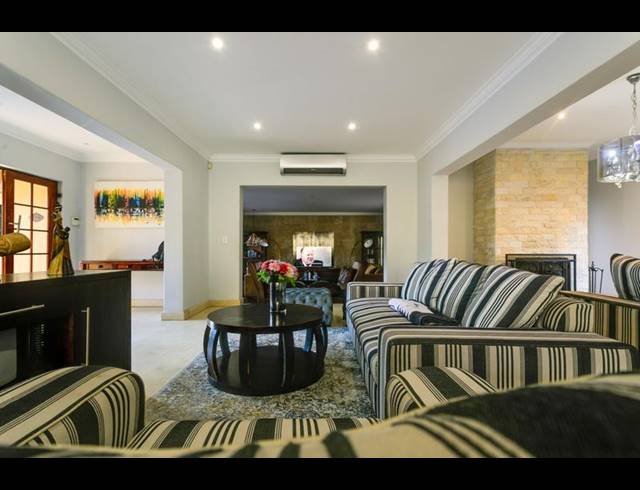 4 BEDROOM HOUSE FOR SALE IN SUNNINGHILL